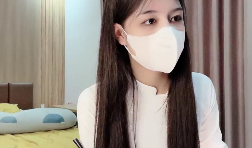 Tiếp tục seri ae đang hóng nè, 3 cô gái spa cosplay áo dài nước bắn như suối luôn cliphot cliphotvn viet69